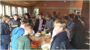 Salatbüffet am Schulzentrum sehr beliebt!